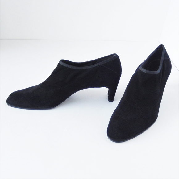 low cut suede ankle boots